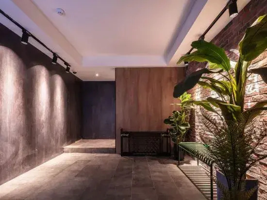 Iforest Hostel (The Bund, Nanjing East Road Pedestrian Street)