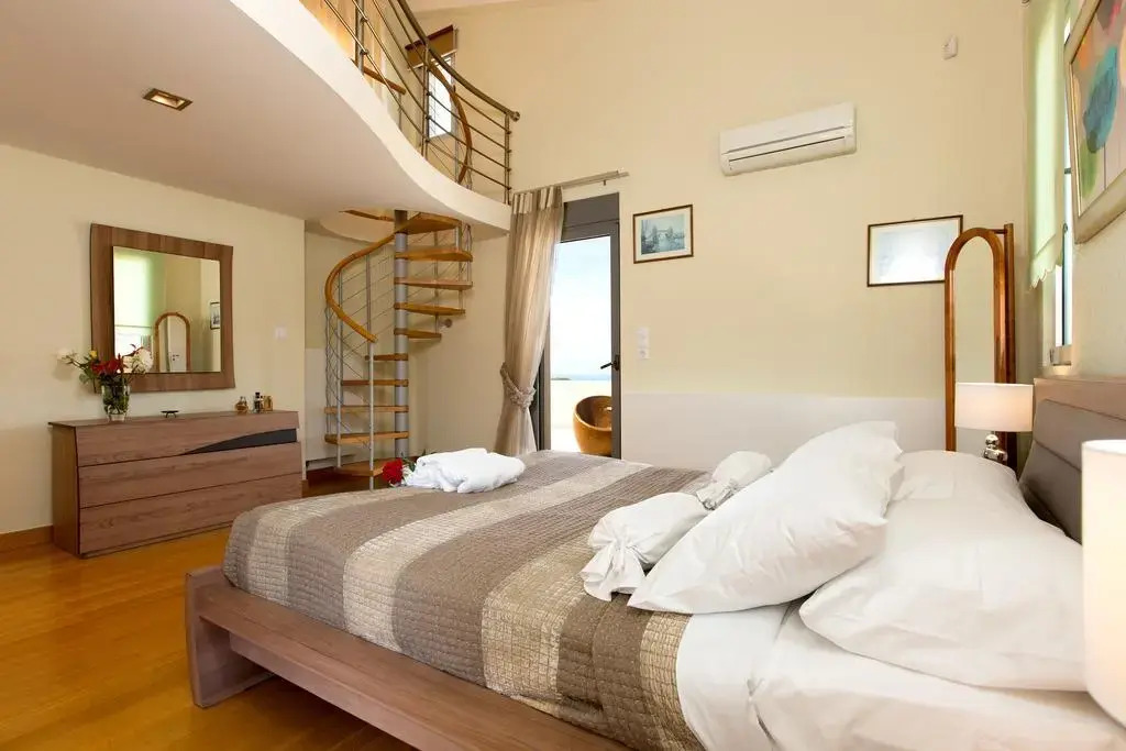 Villa Victoria - A Private Family Gem