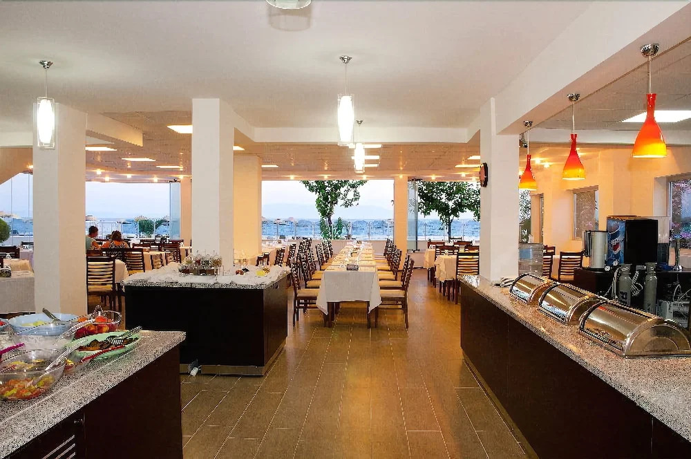 Dogan Beach Resort & Spa Hotel