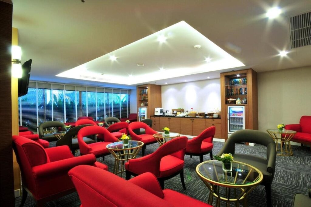 Centre Point Plus Hotel Pratunam