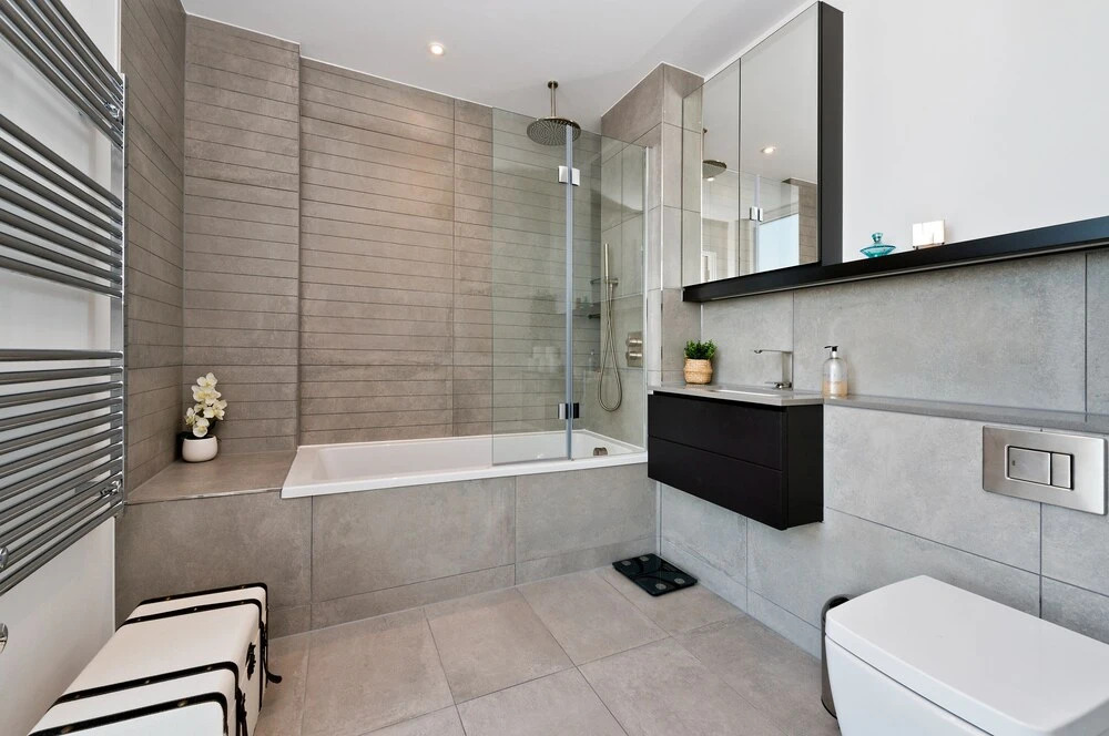 Luxury Apartment With Stunning Views Near London Bridge by Underthedoormat