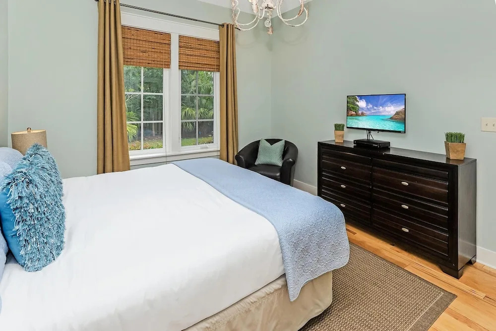 Bungalos 2481G 4BR Loft 4BA 10