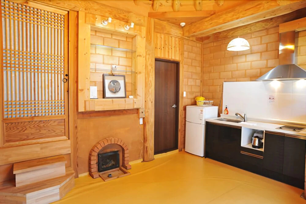 Yeongwol Wolgangsanhachon Pension