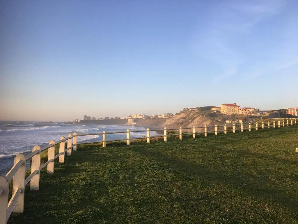 Studio sur la plage vue mer piscine Biarritz