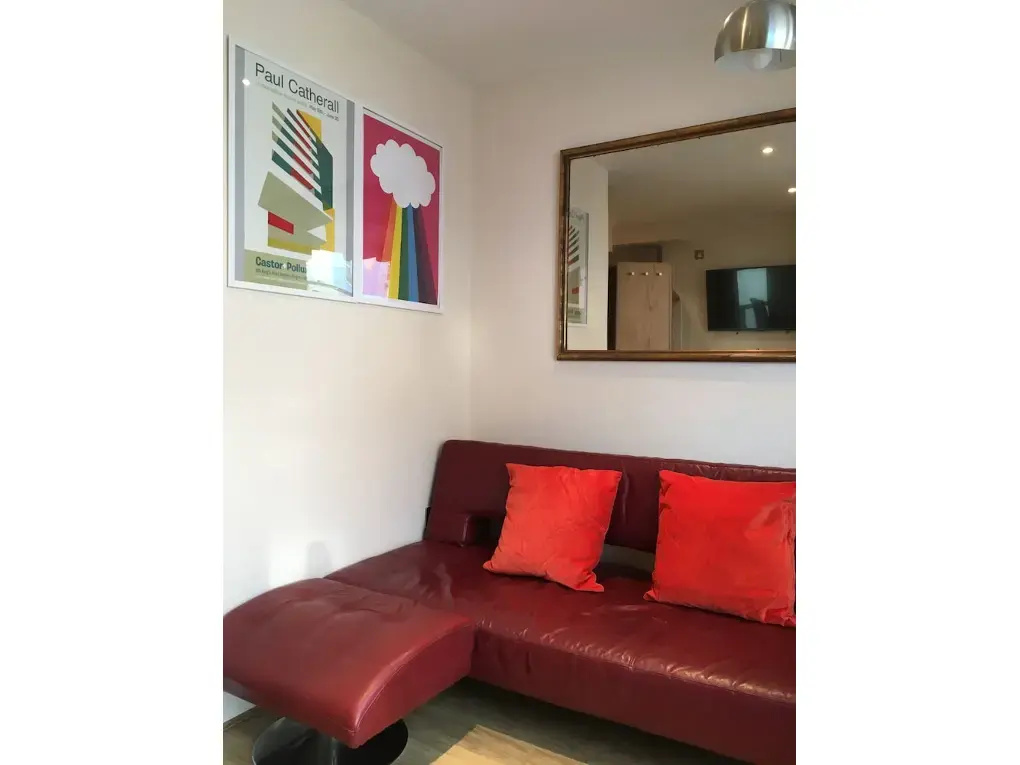 Little Western Spa Brighton Beach Apartment