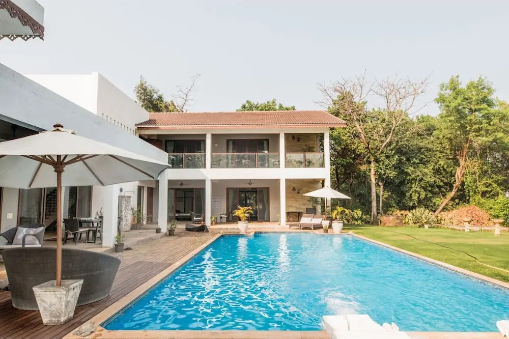 Frangipani by Hireavilla- Luxury Estate in Alibaug