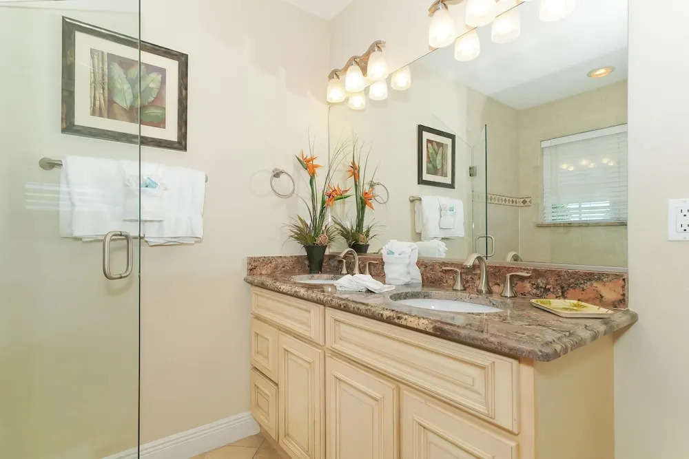 Island Retreat Apartment 4