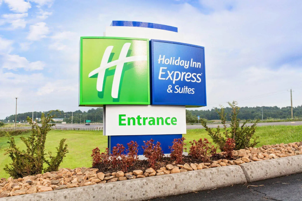 Holiday Inn Express & Suites Sweetwater by IHG
