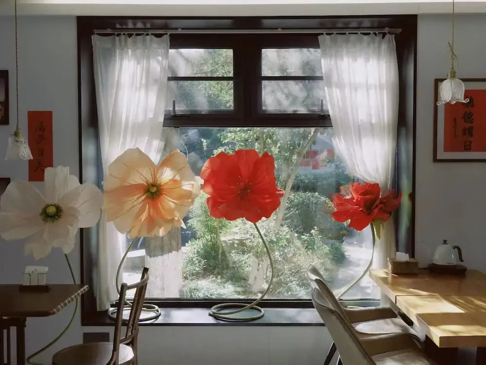 Blooming Lotus Hostel