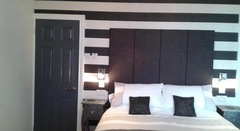 South Beach B & B