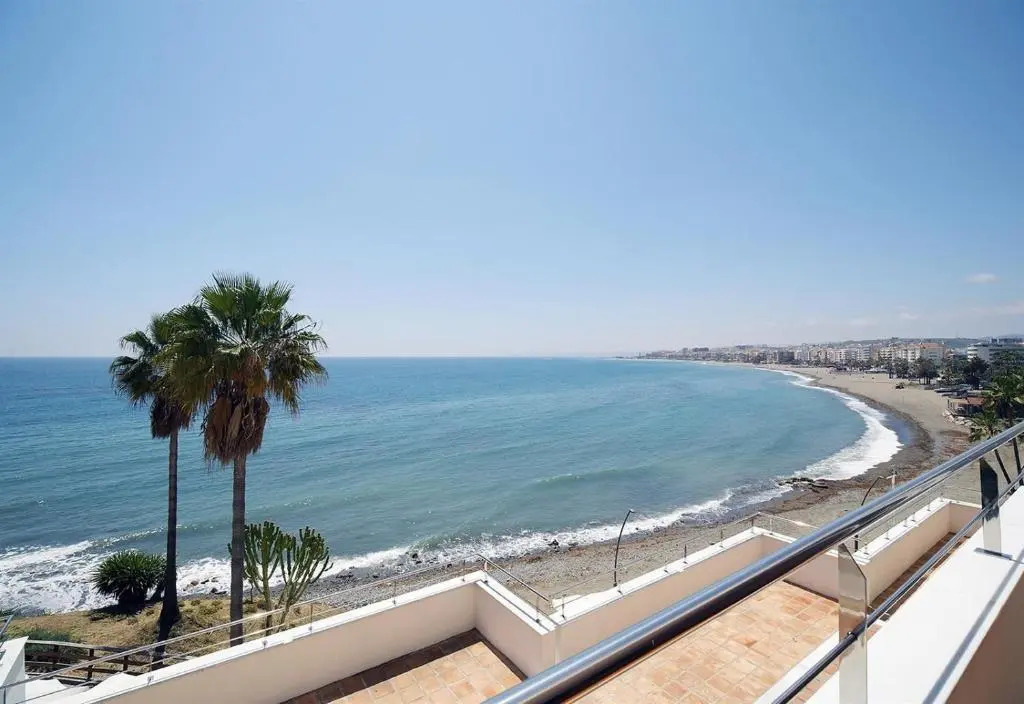 Apartment Boulevard 105