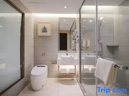 Vienna Classic Hotel（ Fuyang Qinghe Road East Jindi Plaza）