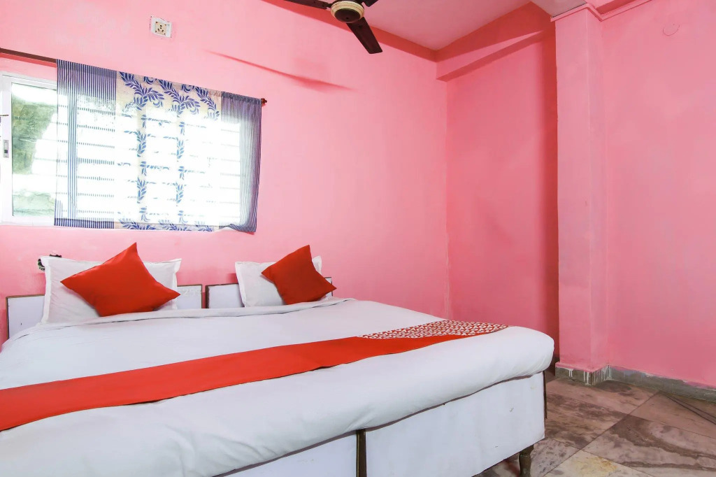 Super Collection O NIT More Adityapur Formerly Hotel Subheksha