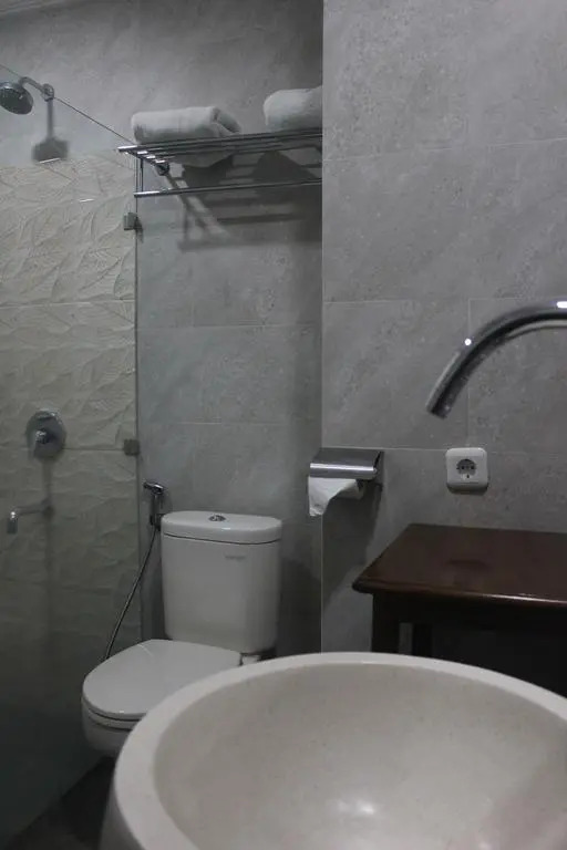 Onih Hotel