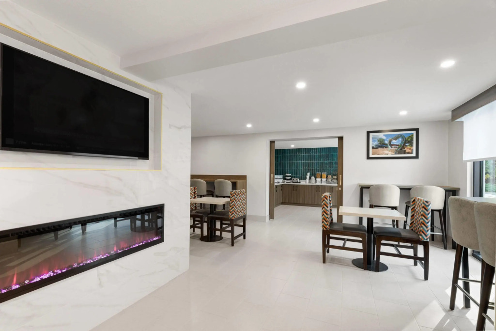 La Quinta by Wyndham Atlanta Roswell