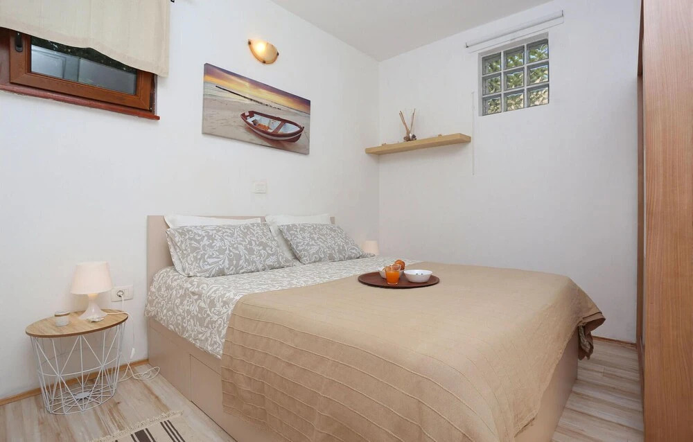 Lovely Home In Ripenda Verbanci