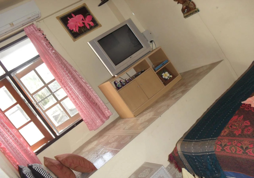Area 51 Guesthouse