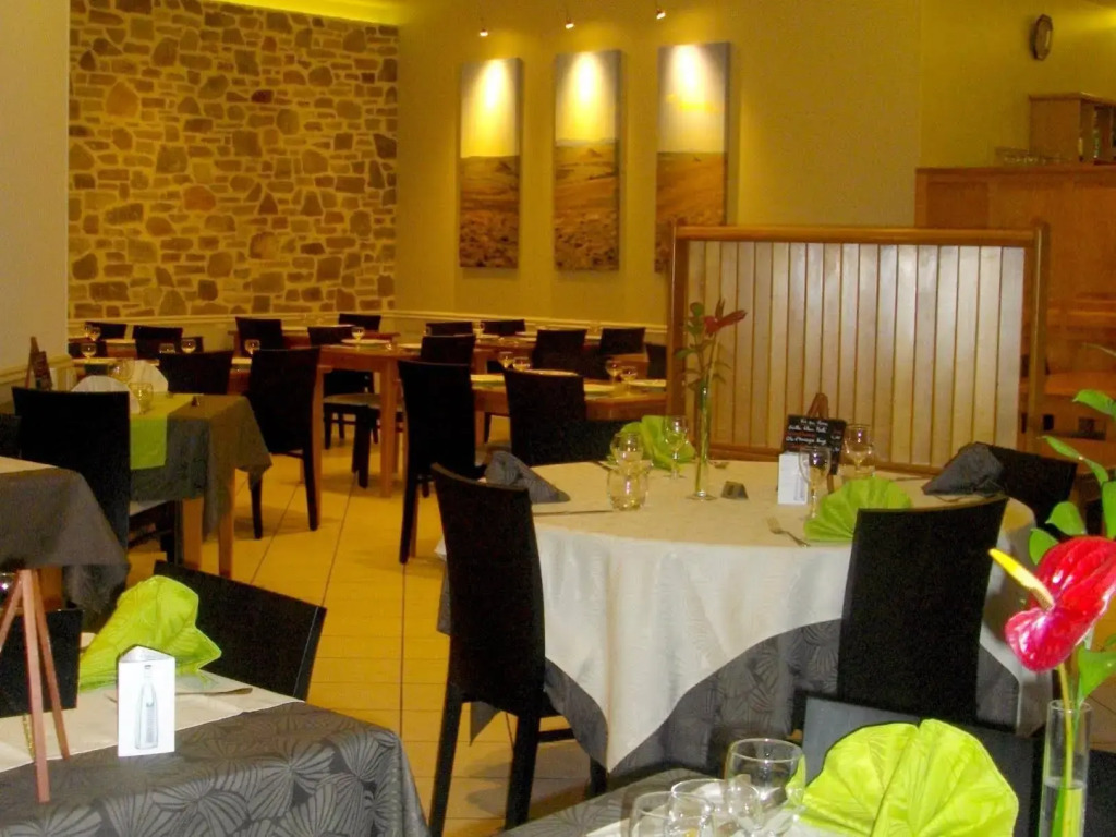 Logis Hôtel Auberge de lAllagnonette