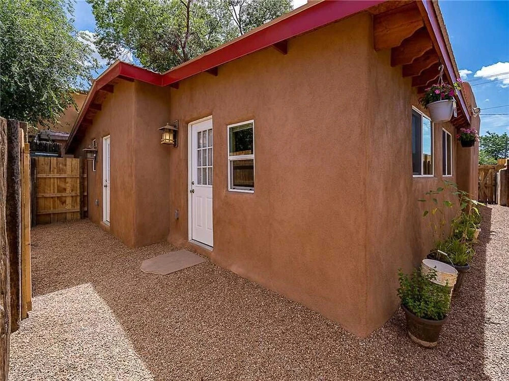 Casa Dulce, 3 Bedrooms, Walk to Town, Pet Friendly, Sleeps 6