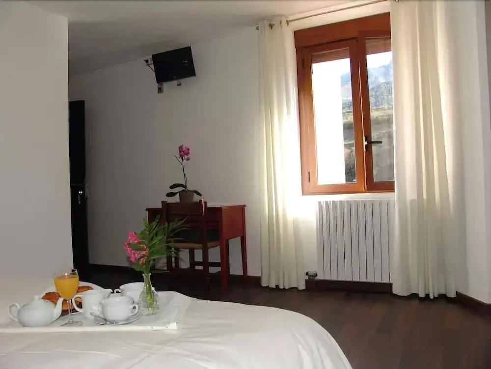 Hotel-Restaurante Badain