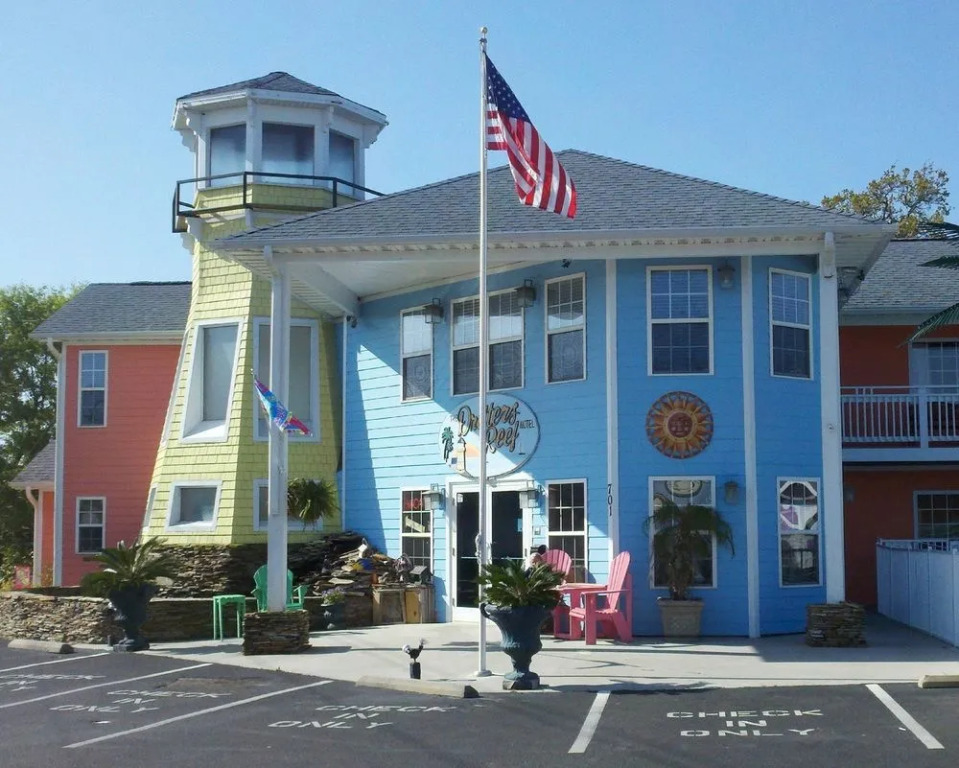 Pirates Cove