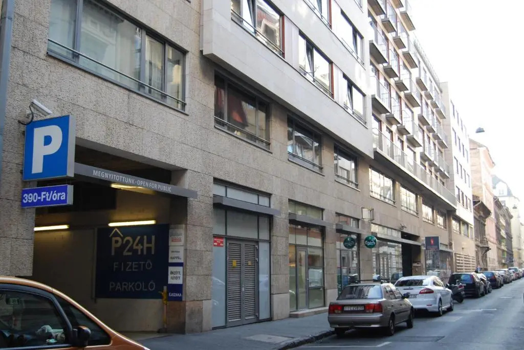 Budapest Holidays Apartments & Spa
