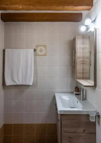 Mantelena studios & family apartments