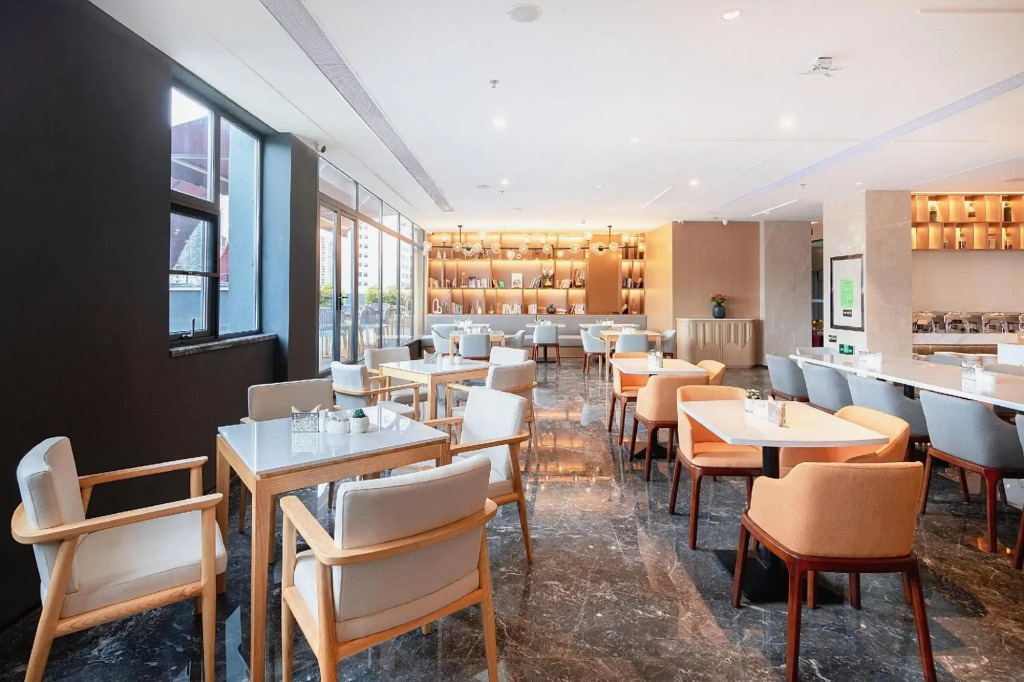 Atour Hotel Shenzhen Huaqiang North