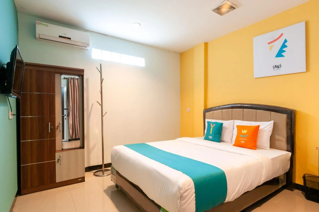 Sans Hotel Finest Medan
