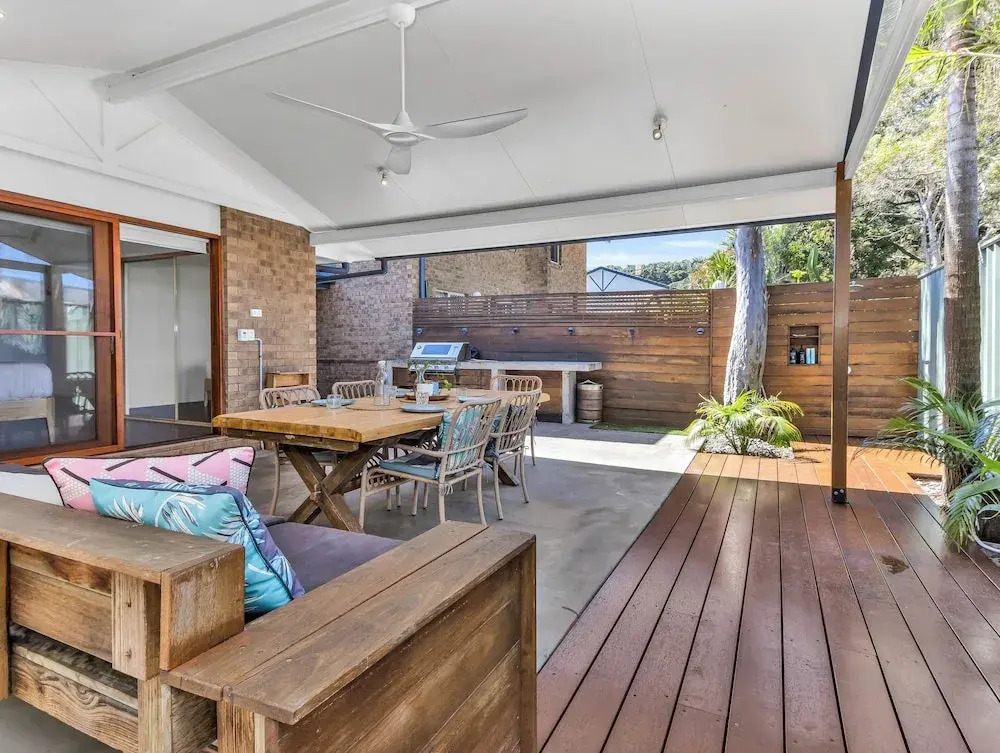 Kirra Shores Coastal Hideaway