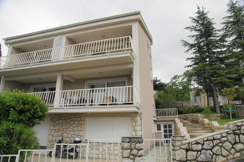 Apartment 3 Biba 5 1 pax