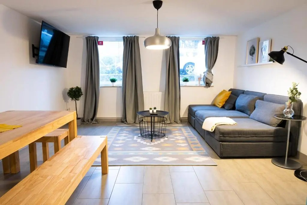 Hamburg Altona - 3 Bedrooms for up to 10