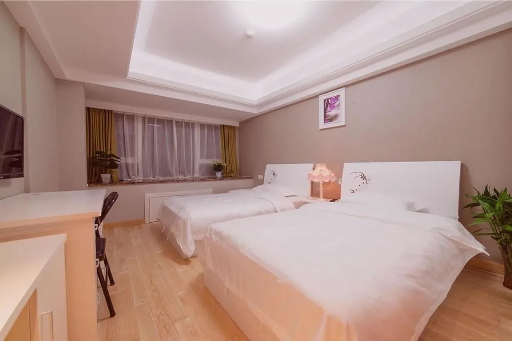 Shengteng Hotel (Hangzhou East Railway Station West Plaza)(升腾酒店(杭州火车东站西广场店))