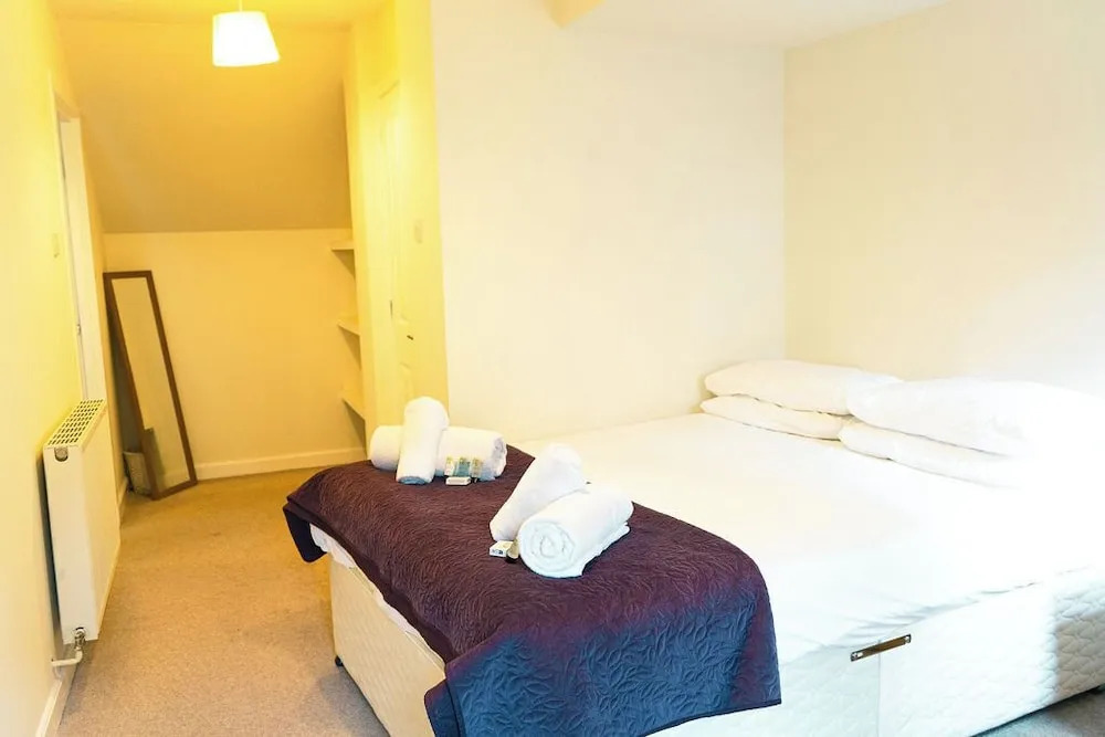 JOIVY Adorable Flat Near Fountain Park W/ Parking