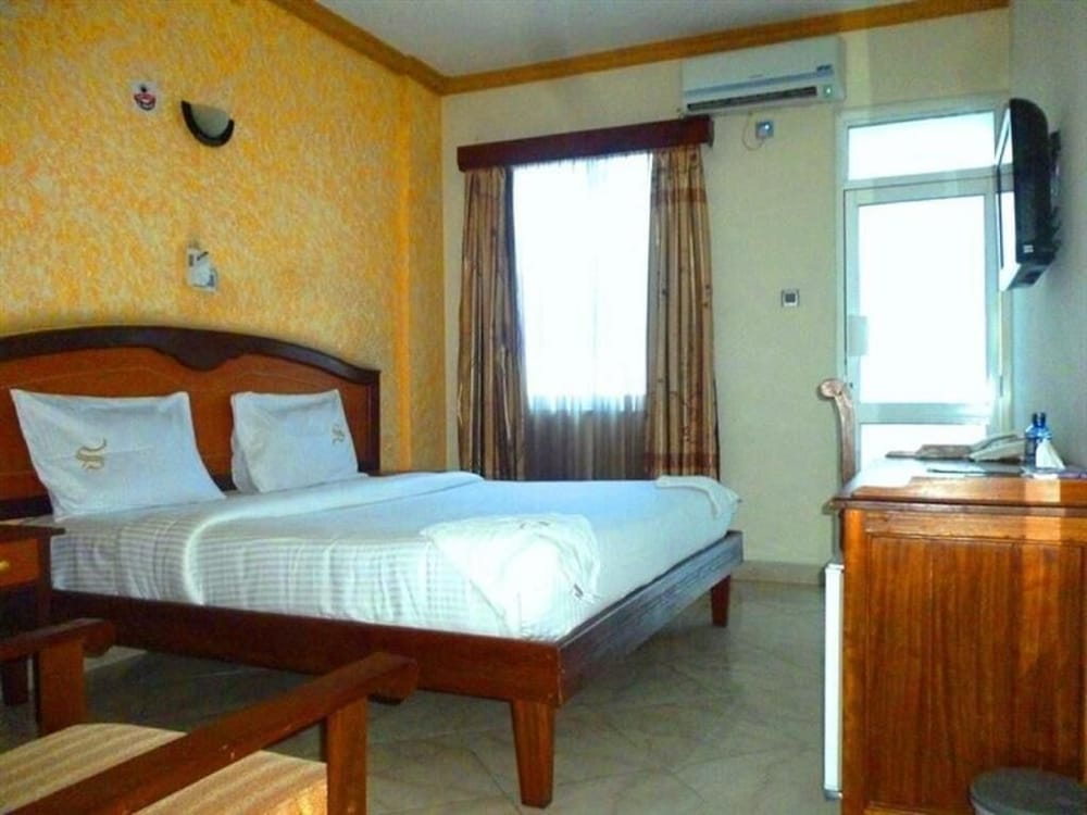 Suhufi Palace Hotel