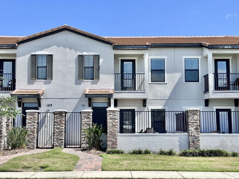 Balmoral Resort- 111kb 2 Bedroom Townhouse by RedAwning
