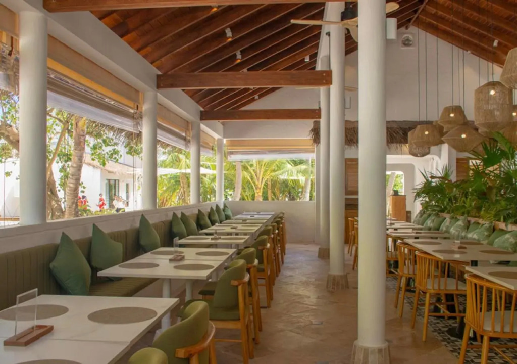 Stone Hotels Dhiffushi