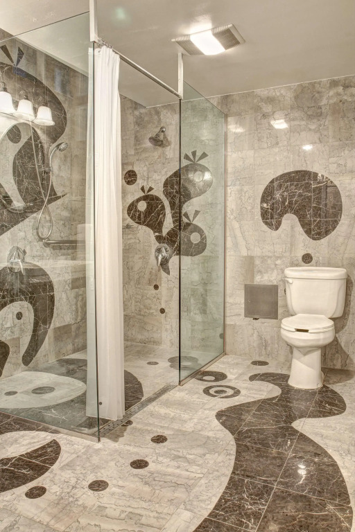 Roger Smith Hotel