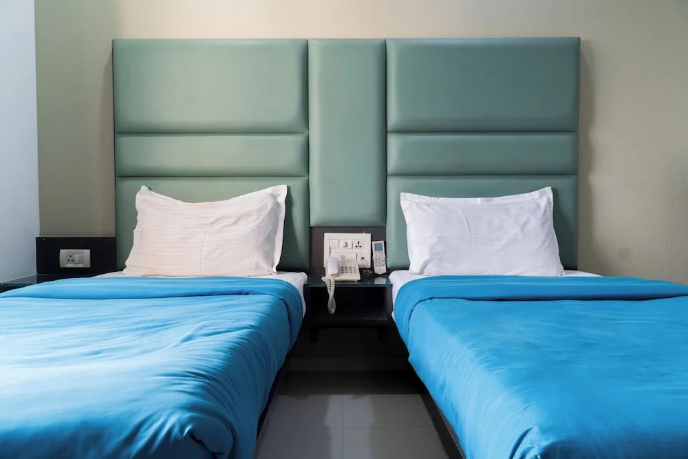The Horizon Hotel