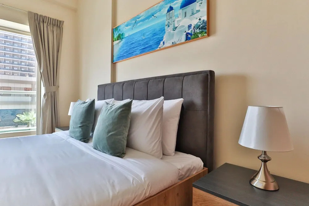 HiGuests - Golf View Residence
