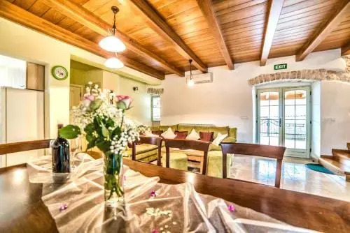 Apartment Bubani O-552