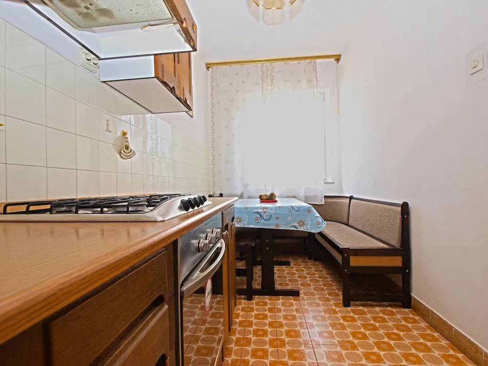 Apartments Branko 1348
