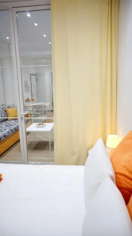 Spacious Peaceful Studio with Garden Patio