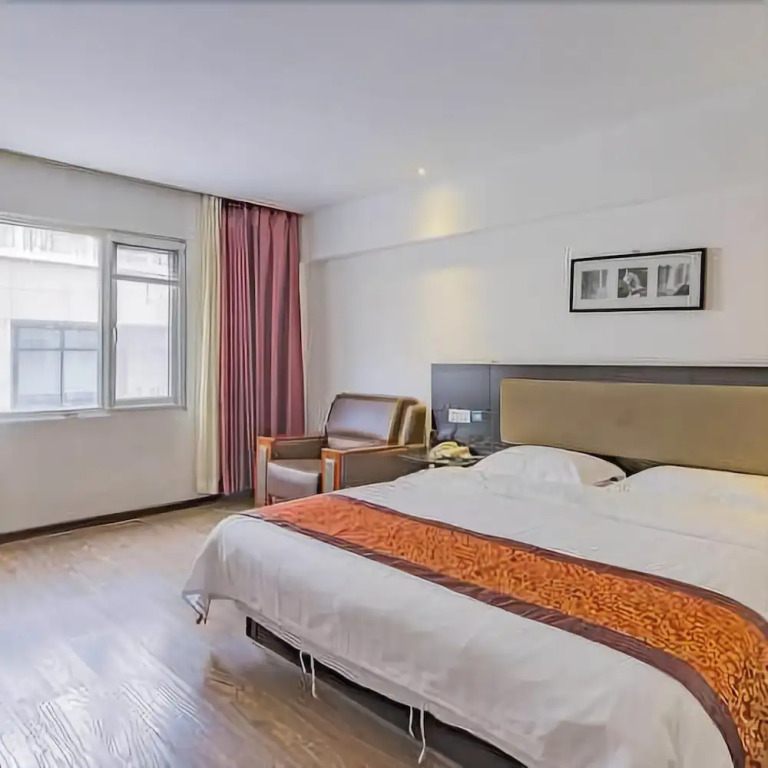 Super 8 Hotel