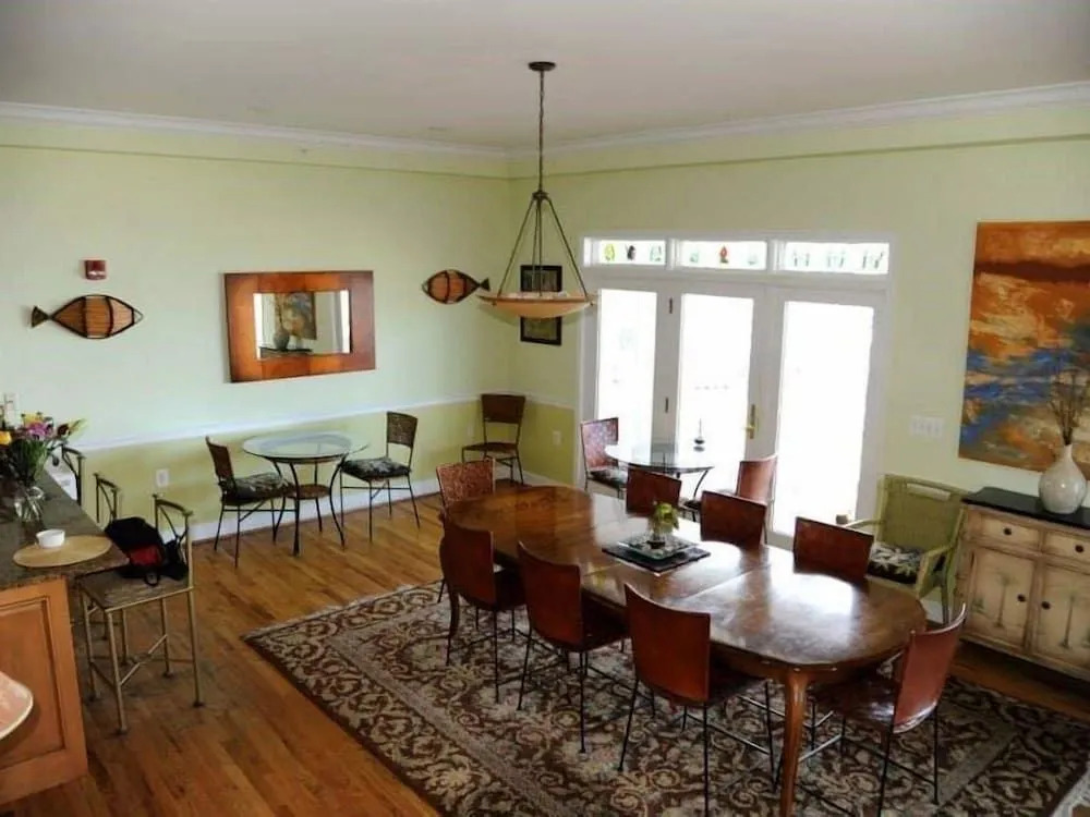 Blue Heron Inn - A Bed and Breakfast LLC