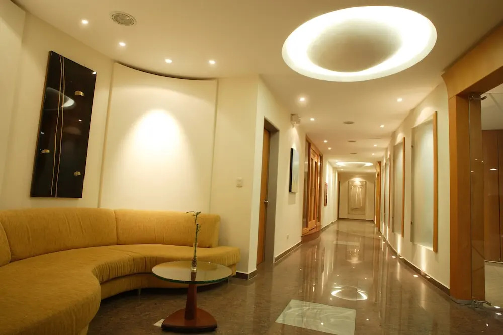 El Dorado Hotel