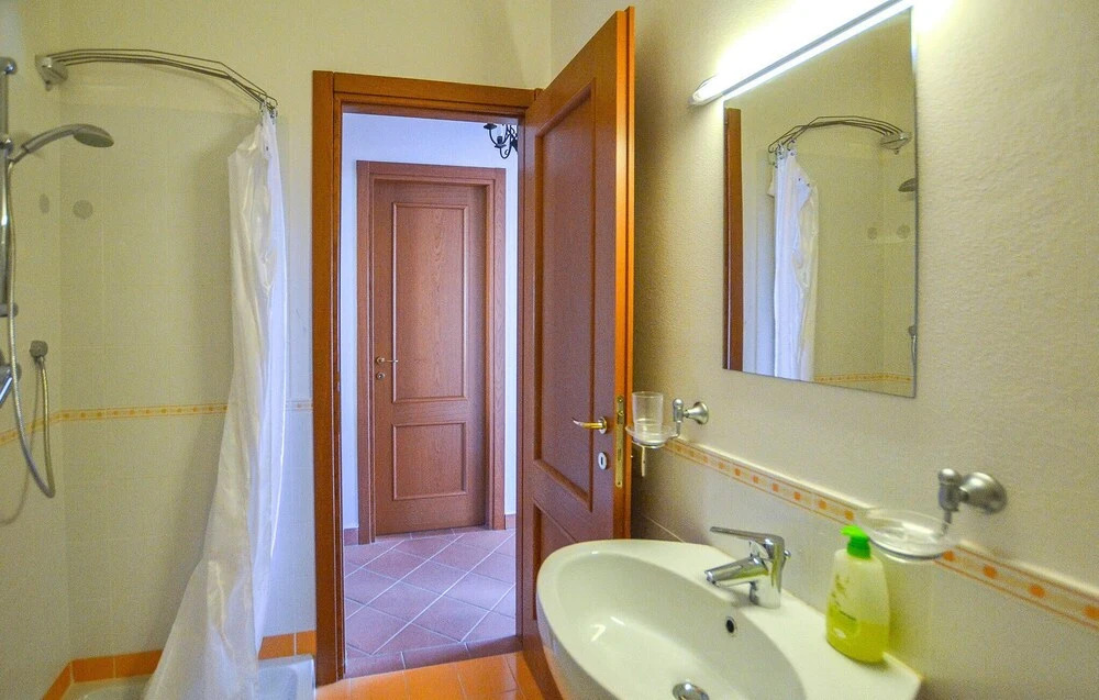 Nice Apartment in Bucine With 2 Bedrooms, Wifi and Outdoor Swimming Pool