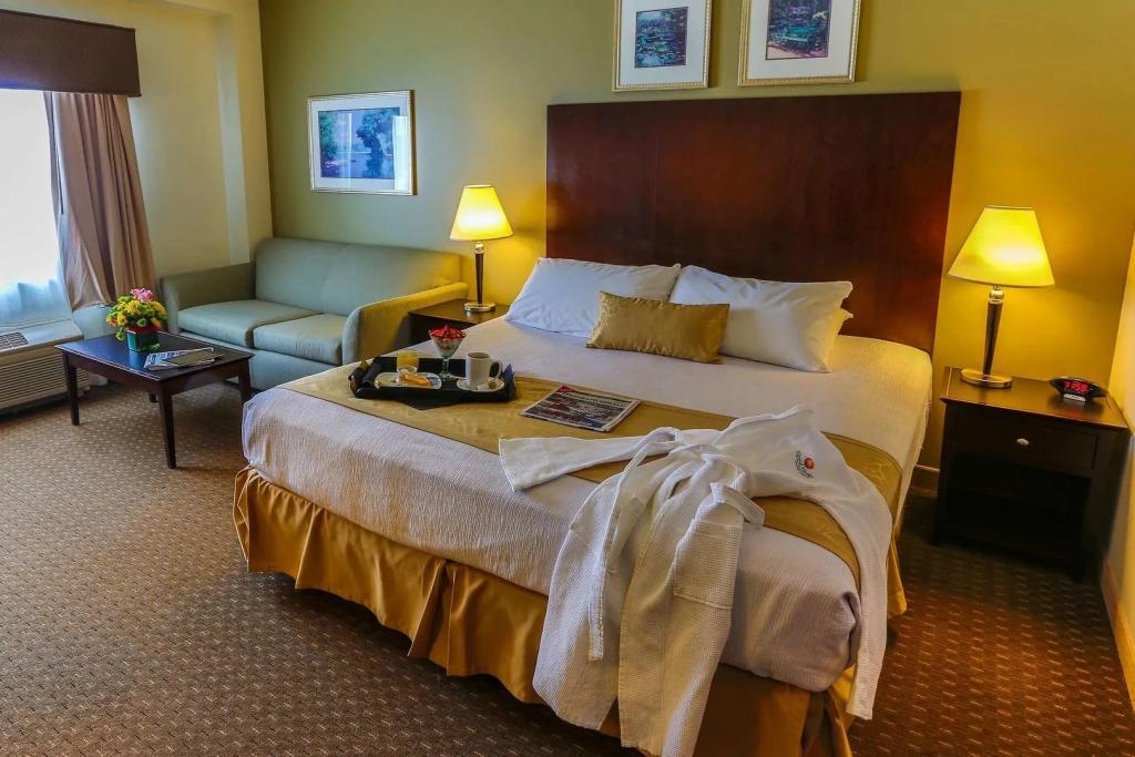 Grand Harbor Resort