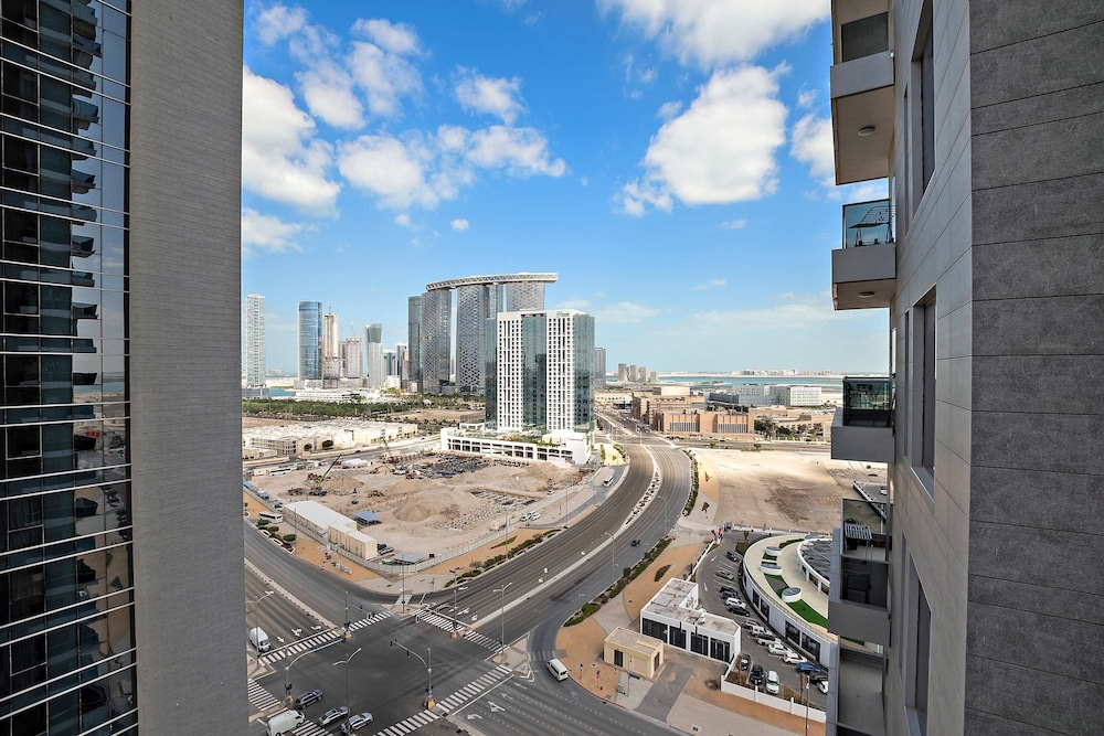 Silkhaus Large 2bdr in Najmat Near Reem Park