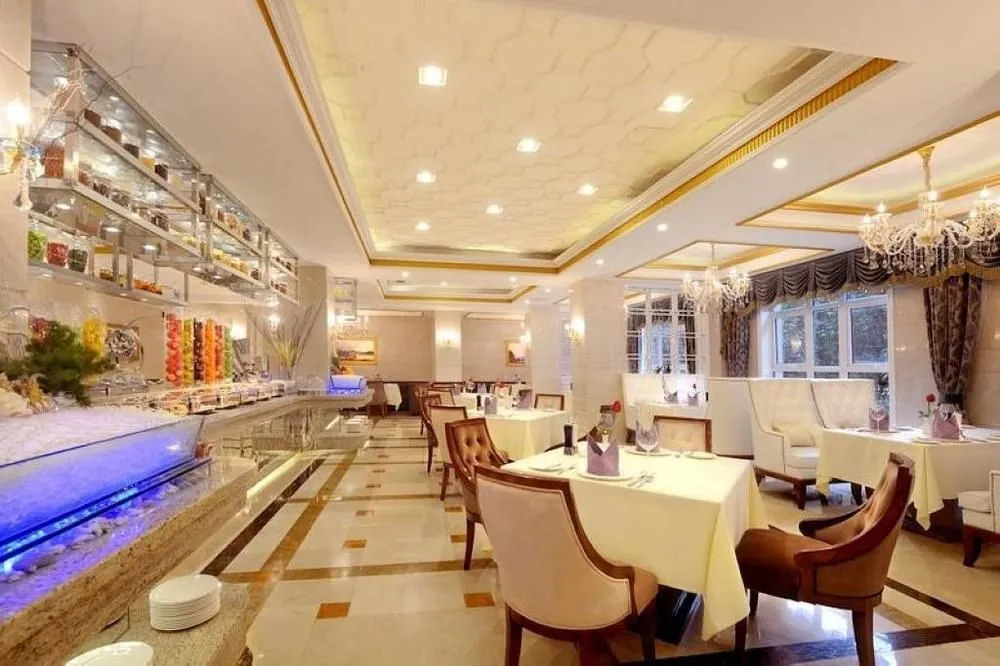 Mianyang Field Hotel
